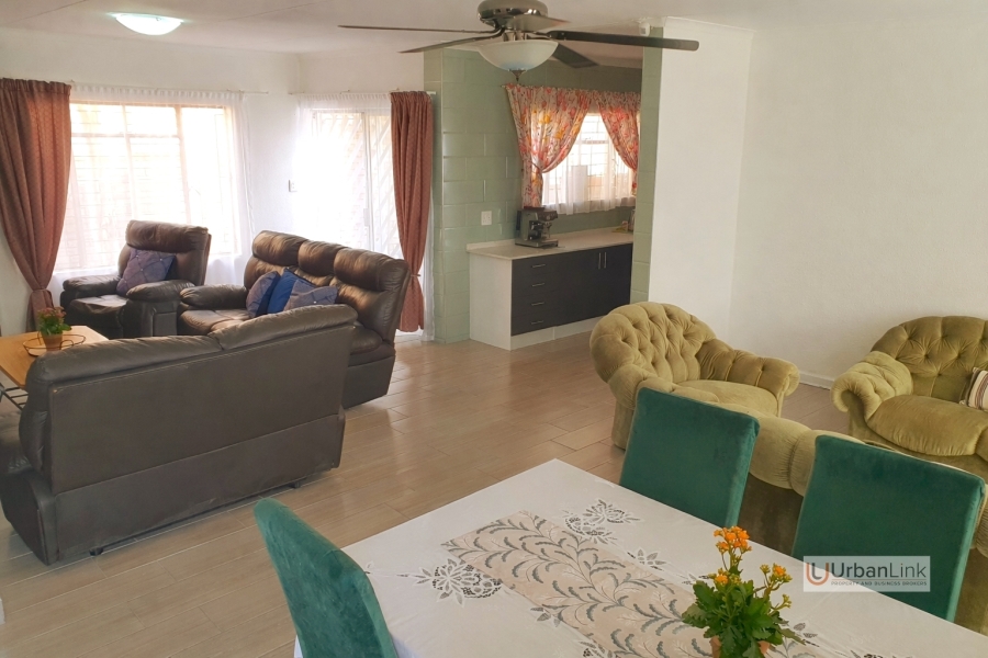 3 Bedroom Property for Sale in Safari Gardens North West